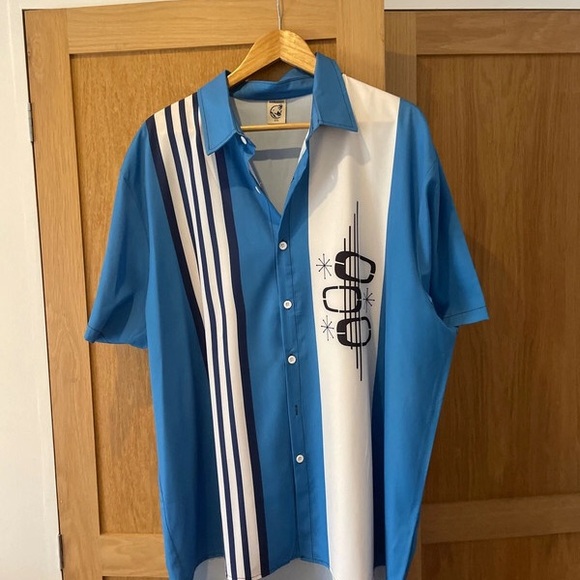 Retro Blue and White Men's Casual Shirt - Picture 1 of 1